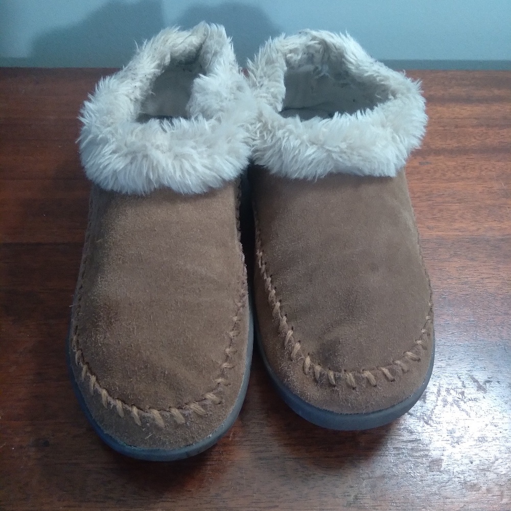 NATURAL REFLECTIONS TAN SUEDE SLIIPER SIZE 8